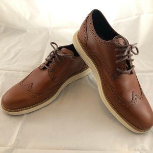 Cole Haan tan Lunargrand wingtip oxfords Size 9
